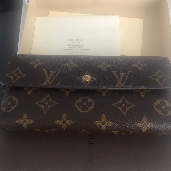 Louis Vuitton Handbags - Louis Vuitton wallet